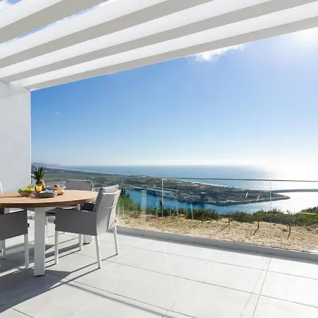 Ocean Views - New Private Condominium With Pool & Sea Views Nazare Exterior photo