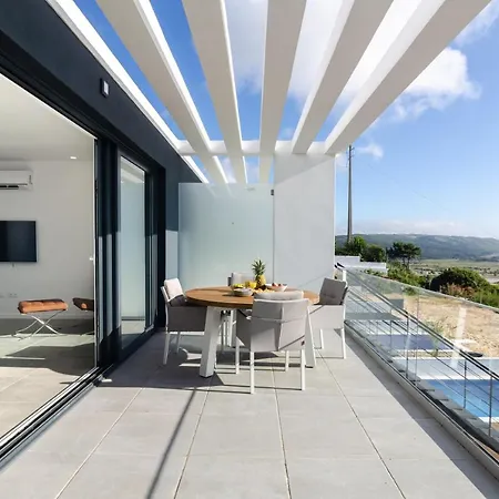 Ocean Views - New Private Condominium With Pool & Sea Views Nazare Exterior photo