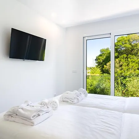 Ocean Views - New Private Condominium With Pool & Sea Views Nazare Exterior photo