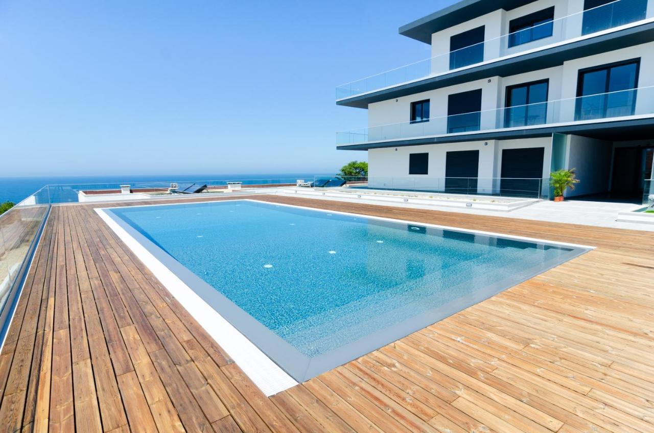 Apartment Ocean Views - New Private With Pool & Sea Views *