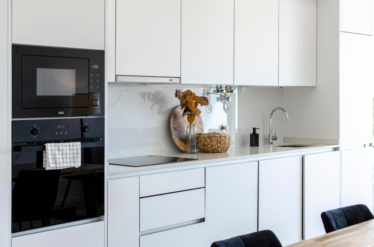 Ocean Views - New Private With Pool & Sea Views Apartment