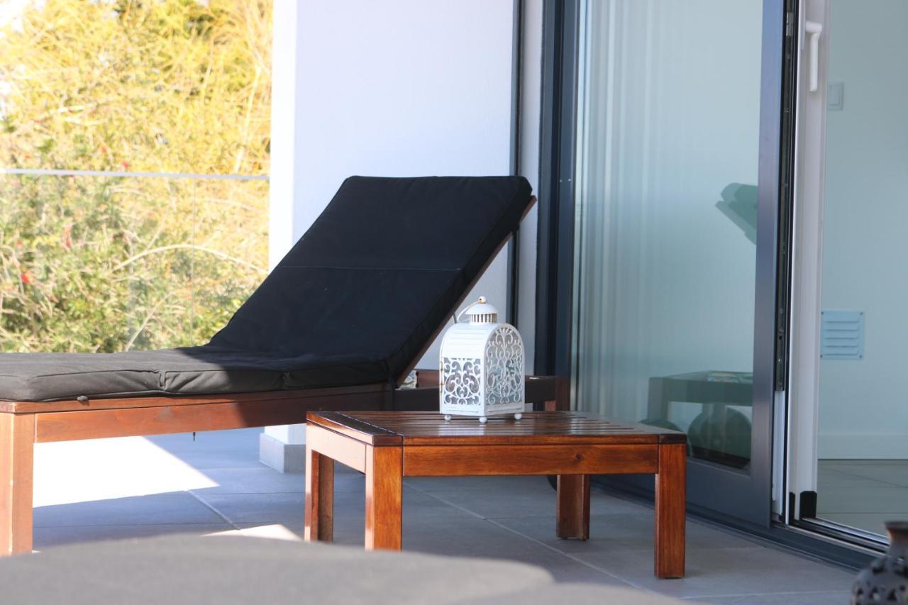 Ocean Views - New Private With Pool & Sea Views Apartment
